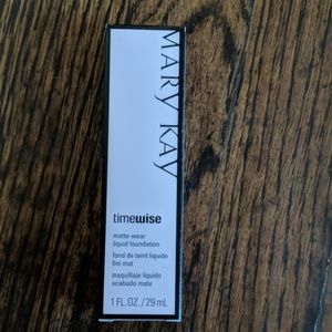 Matte Beige 5 foundation